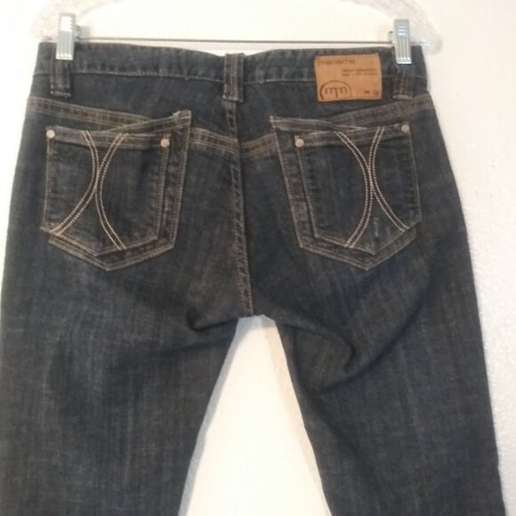 MaDame Jeans 1993 women's size 32 worn out & distressed jeans - Picture 5 of 16